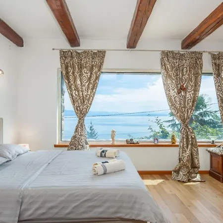 View Kvarner In Opatija By Guide Βίλα *